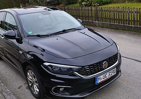 Fiat Tipo 5-Türer 1.4 T-Jet Lounge