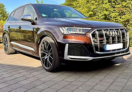 Audi SQ7 TFSI quattro tiptronic