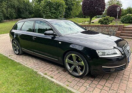 Audi A6 Avant 3.0 TDI DPF quattro tiptronic