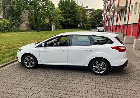 Ford Focus Turnier 1.0 EcoBoost Start-Stopp-System Champions