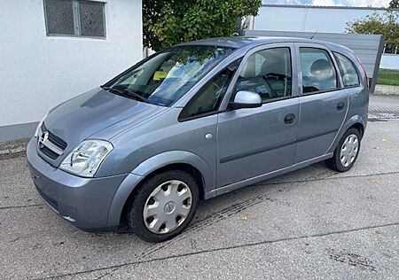 Opel Meriva 1.6 16V (Essentia)