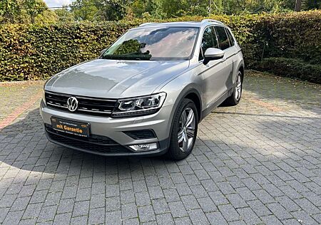 VW Tiguan Volkswagen Sound BMT/Start-Stopp 4Motion