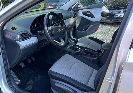 Hyundai i30 1.4 Select