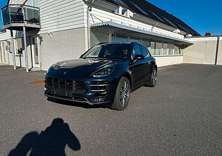 Porsche Macan Turbo