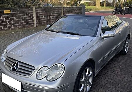 Mercedes-Benz CLK 320 CLK Cabrio 320 Elegance 1.Hand, 62.500 Km.