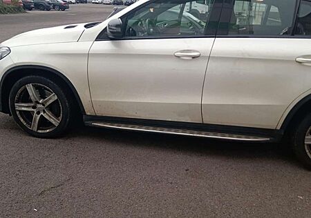 Mercedes-Benz GLE 400 4Matic (292.356)