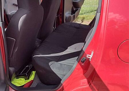 Nissan Pixo 1.0
