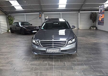Mercedes-Benz E 220 DT AUTOMATIK/SCHIEBEDACH