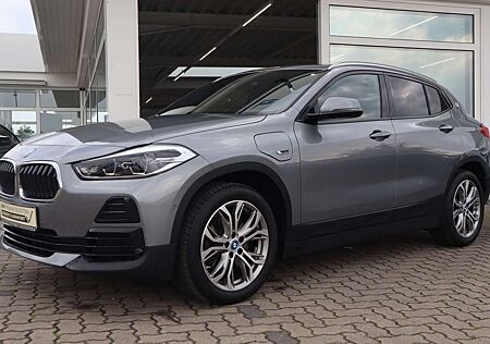 BMW X2 xDrive25e DAB LED Navi Tempomat Klimaaut.
