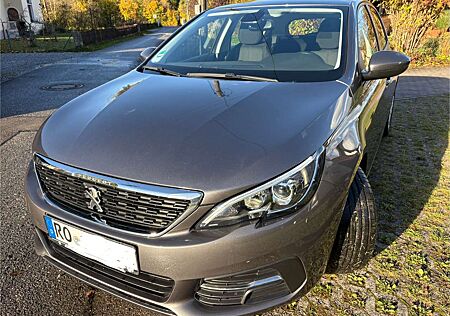 Peugeot 308 DE - LimS5 1.2 e-THP/PureTech 130 EU6d, Allure