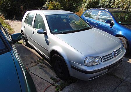 VW Golf Volkswagen 1.6 Automatik Edition