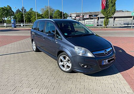 Opel Zafira 1.8 Sport 7sizen/Navi/Klima/AHK/ Gepflegt
