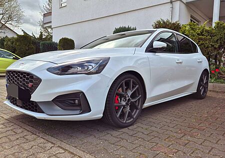 Ford Focus 2.3 EcoBoost S