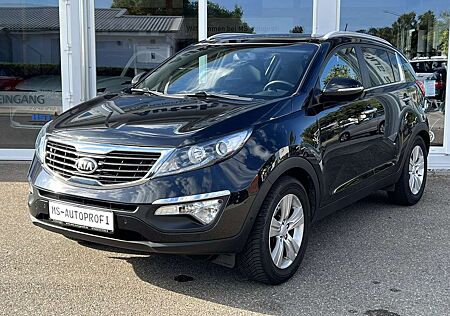 Kia Sportage Dream Team 2WD Navi SHZ AHK Panoramadac