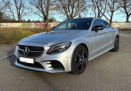 Mercedes-Benz C 400 C-Klasse Coupe Coupe 4Matic 9G-TRONIC AMG Line