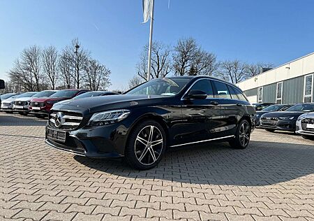 Mercedes-Benz C 220 d T Avantgarde *LED Navi Park Assist Kamera