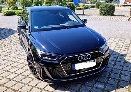 Audi A1 40 TFSI Sportback S tronic line