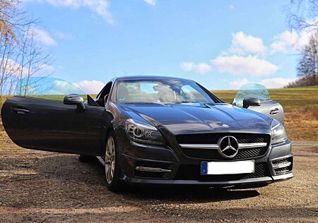 Mercedes-Benz SLK 200 (BlueEFFICIENCY)