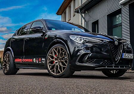 Alfa Romeo Stelvio Quadrifoglio Q4 Edizione Stradale Rosso