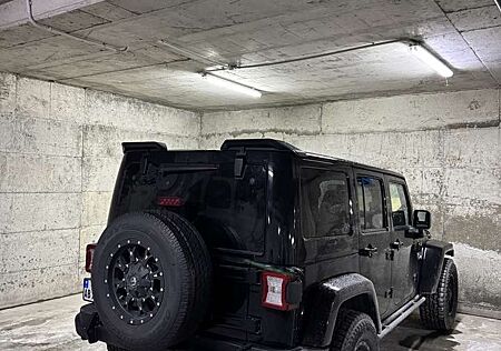 Jeep Wrangler Rubicon MW3 Spacial Edition 104/200