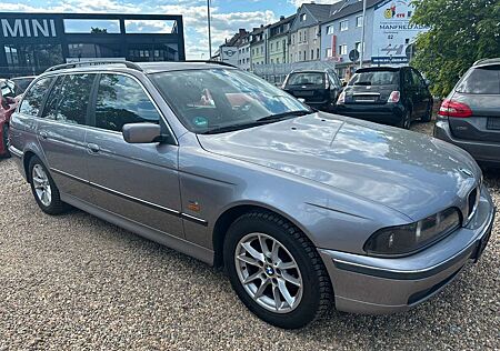 BMW 520 i Touring Automatik PDC/ Leder