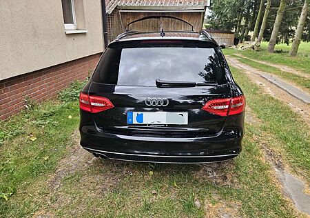 Audi A4 Avant Diesel Avant 2.0 TDI DPF quattro S line S