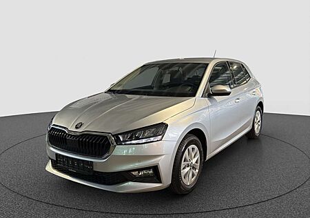 Skoda Fabia 1.0 TSI DSG Selection Chrom - Paket / LWS Fahre...