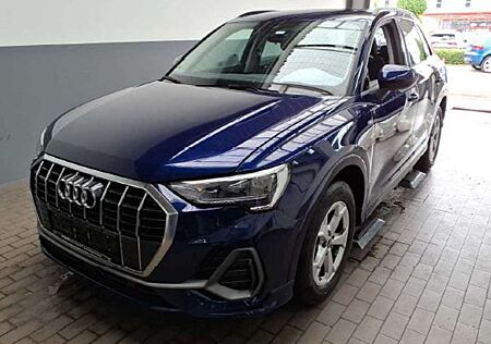 Audi Q3 35 TDI quattro S line S tronic Navi