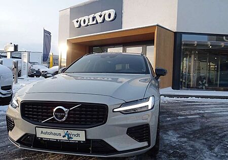 Volvo V60 Kombi R Design Recharge Plug-In Hybrid AWD