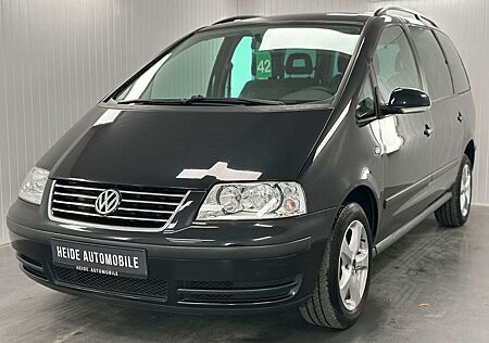 VW Sharan Volkswagen Trendline 2,0 TDI BlueMotion 7 Sitzer AHK
