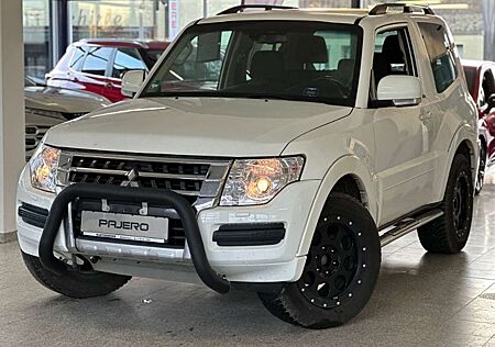 Mitsubishi Pajero 3-T Final Edition 3.2 DI-D 4WD Automatik