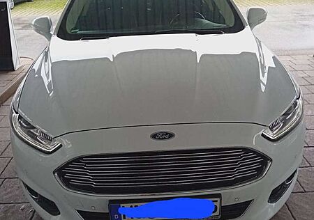 Ford Mondeo Turnier 2.0 TDCi Start-Stopp PowerShift-Aut Titani