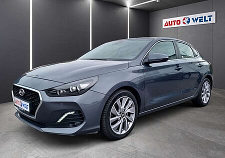 Hyundai i30 Fastback 1.4T-GDI Auto. DAB Navi Apps Winter