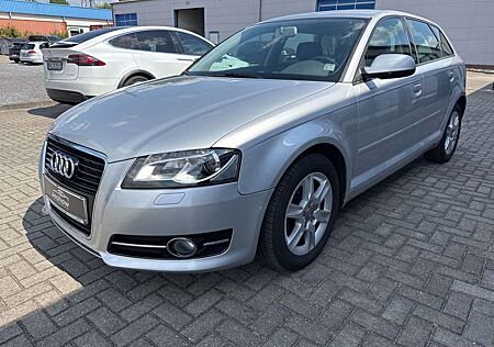 Audi A3 1.2 TFSI Attraction 1 Hand Scheckheft Bi-Xeno