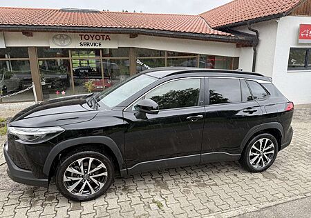 Toyota Corolla Cross Hybrid AWD Team Deutschland