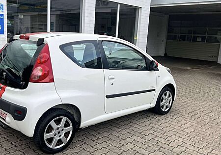 Peugeot 107 70 Street Racing