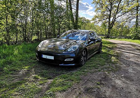 Porsche Panamera Turbo PDK