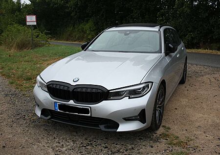 BMW 330i 330 Touring Aut. Sport Line