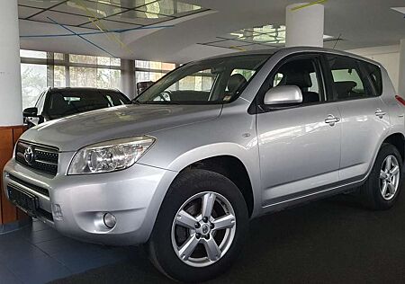 Toyota RAV 4 4 Allrad/eSitz/Leder/Navi/PTS/SHZ/Temp