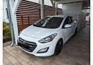 Hyundai i30 blue 1.6 GDI Style