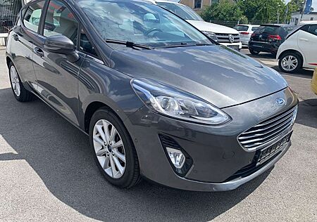Ford Fiesta Titanium 1.Hand TOP ZUSTAND !