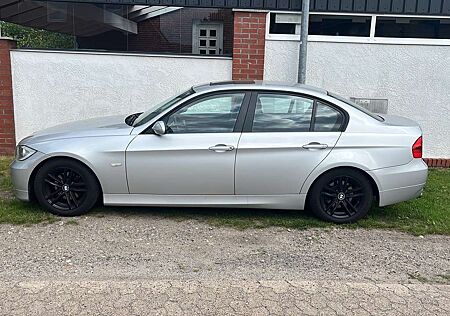 BMW 320i 320 Aut.