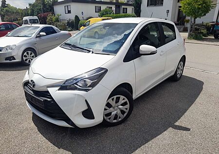 Toyota Yaris 1.0 VVT-i