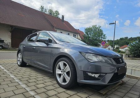 Seat Leon 2.0 TDI (150 PS) - 8fach! - Ölwechsel steht an!