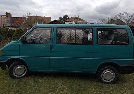 VW T4 Multivan Volkswagen TÜV 03/26 / Oldtimergutachten / Motor neu