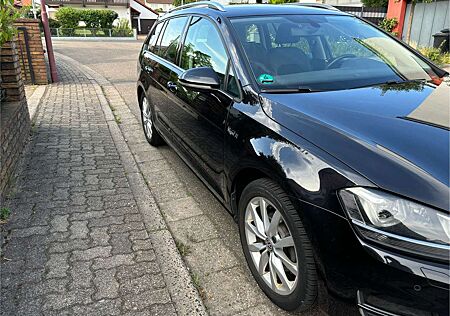 VW Golf Variant Volkswagen Golf VII Variant 2.0 TDI Highline mit AHK