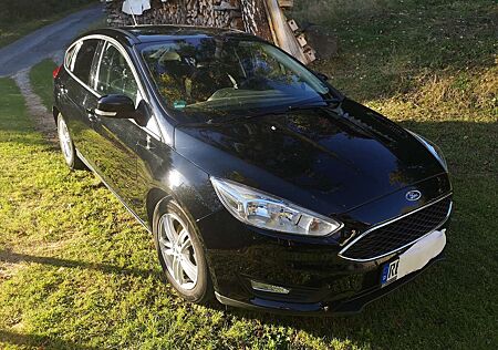 Ford Focus 1.0 EcoBoost Start-Stopp-SystemTrend