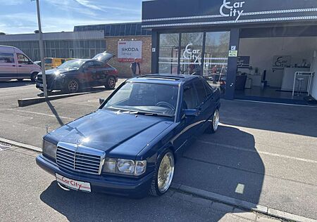 Mercedes-Benz 190 2,0*Automatik*16V-Sitze*SHD*KW Fahrwerk*18Zoll*Top