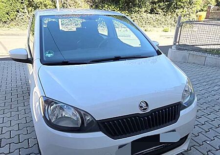 Skoda Citigo mit TÜV weiß 5 Türer Klima defekt