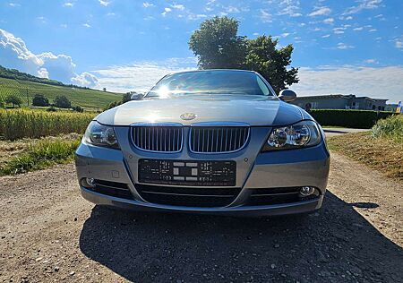 BMW 330i 330